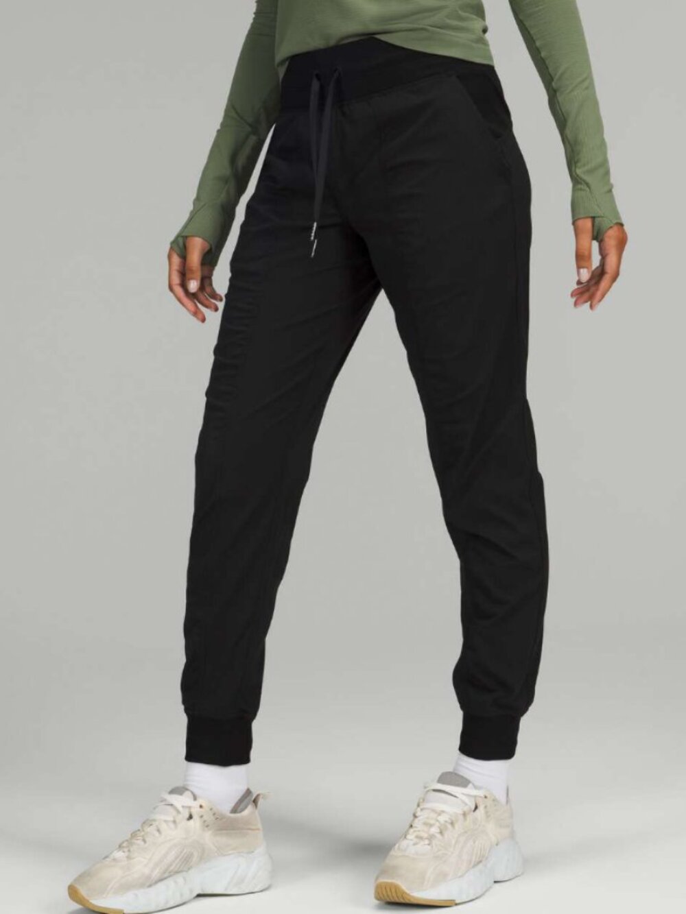 Lululemon Dance Studio Mid-Rise Jogger Black Size 0